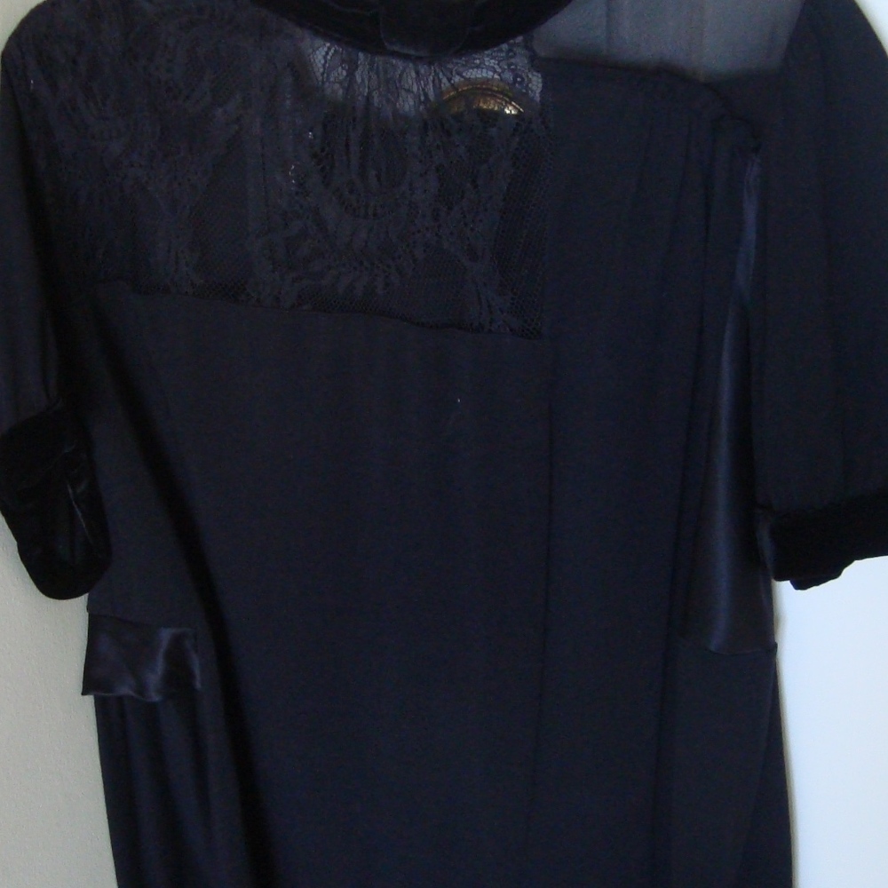 Marc by Marc Jacobs Black Lace Short Sleeve Tunic Blouse Top SZ Med